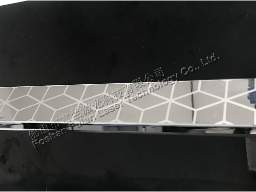 不(bù)鏽鋼門(mén)拉手把手激光(guāng)标刻花(huā)紋